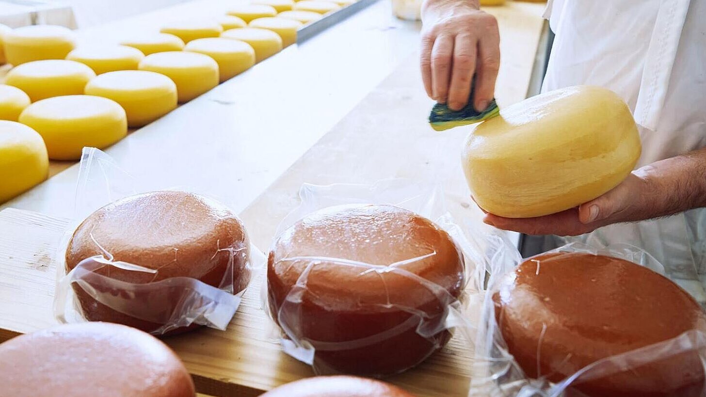 茵泰科稱重檢測技術用于乳制品行業